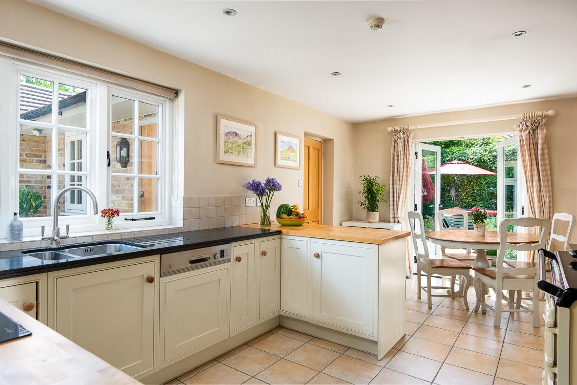 Northfield Avenue, Lower Shiplake